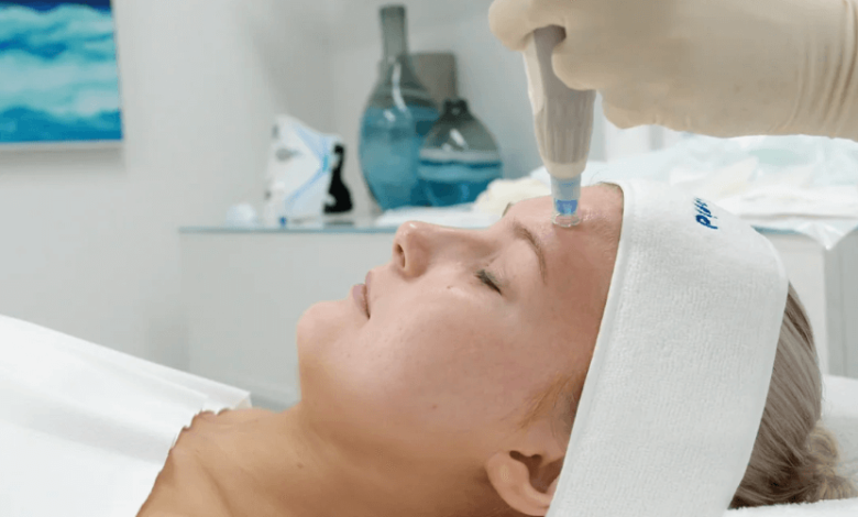 Revolutionising Skincare: The Rise of LED Neck Masks