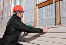 Collaborating with a Siding Contractor in Woodbury MN: The Importance of Timing and Materials